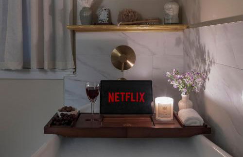 Beautiful Condo - King Bed - Free Waffle Breakfast - Foto 17