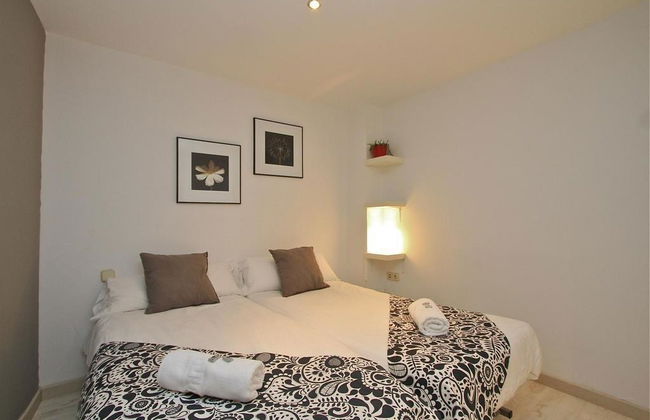 Inside Plaza Sierra Nevada - Foto 10