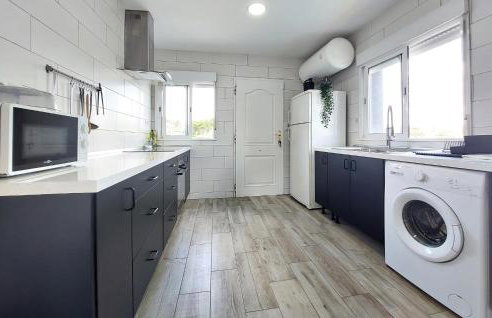 Amazing Home In Turís - Photo 18