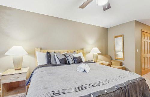 Sunset Condominiums: The Retreat - Foto 32