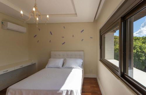 Refúgio de Luxo e Piscina à beira do Passaúna - Photo 29