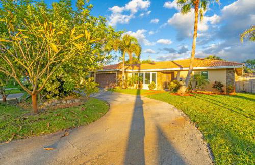 Stunning 4 Bedrooms House with Pool 6 minutes to the Ocean - Foto 80