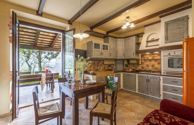 Inviting Holiday Home in San Costanzo With Swimming Pool - Foto 18