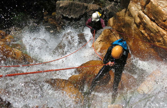 Água Fría Waterfall Rappelling - Foto 6
