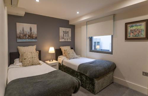 Zone 1 Modern 2 Bed 2 Bath Apt with outdoor space Hyde park - Foto 21