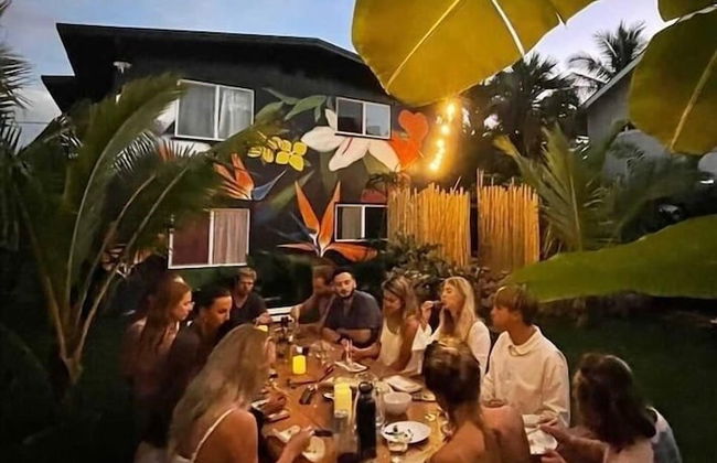 Akule Clubhouse: Awa 1 Bedroom Apt by the Beach 1 Condo by RedAwning - Foto 13