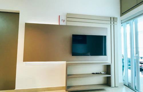 ACONCHEGANTE E MODERNO APARTAMENTO PERTÍSSIMO DA PRAIA - Foto 11