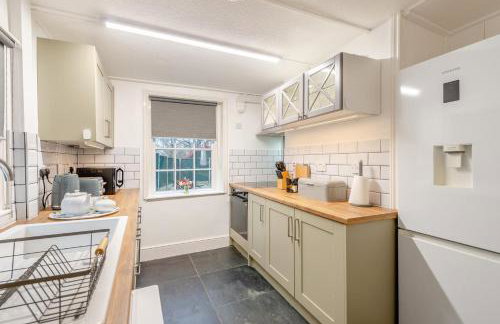 3 Bed in Lydd oc-c32638 - Photo 11