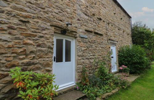 Cross Beck Cottage - Photo 1