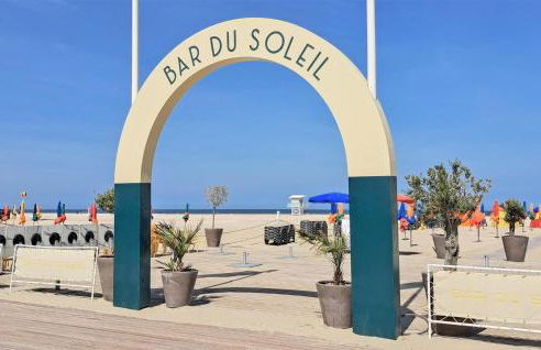 Beautiful Home In Auberville With Wifi - Photo 25