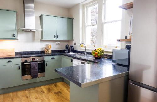 2-Bed Apartment in Redland, Bristol - Work-Ready - Foto 18