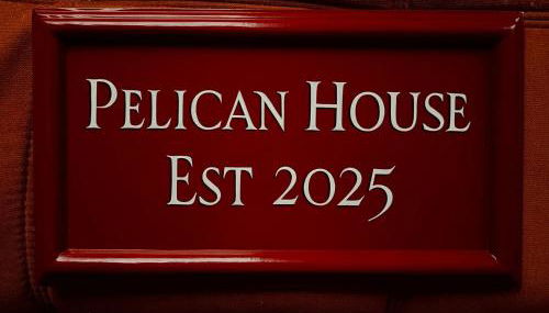 Pelican House - Photo 1