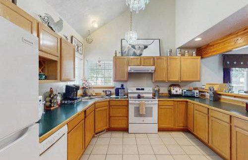 The Western Nest - Photo 13