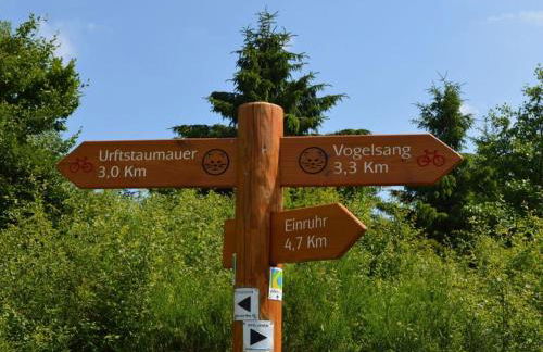 Cherry trees in blossom - Foto 33