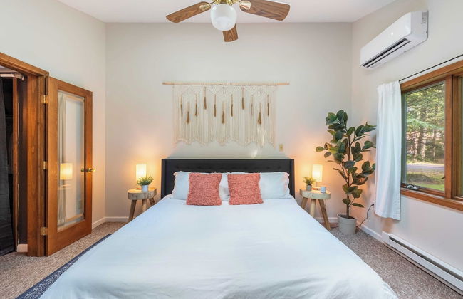 Lakeshore Oasis by Avantstay Private Beach, Views, Hot Tub, Volleyball - Foto 34