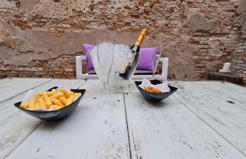 Venice Apartment with Private Courtyard - Foto 45