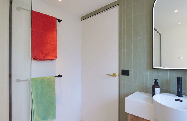 Little Palms by Burleigh Letting Co - Photo 35