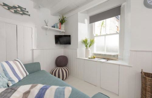 Newlyn Nookery - Photo 2