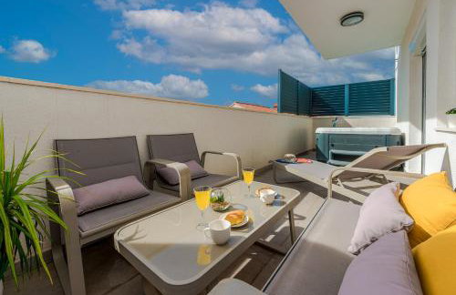 New Deluxe jacuzzi apartment Ana - Foto 8