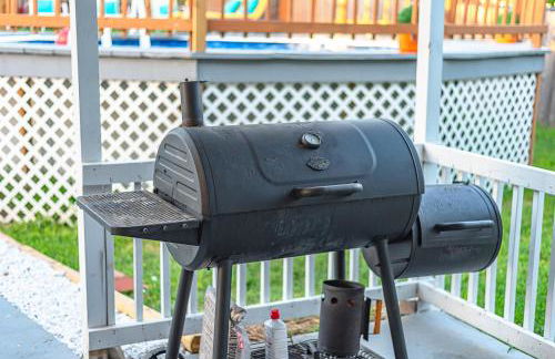 Luxury 5BR House with Pool by SeaWorld & Lackland - Foto 55