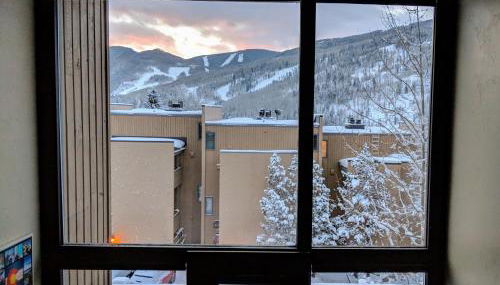 Vail View Loft - Slope-view condo, free bus for quick access to Vail Village - Foto 2