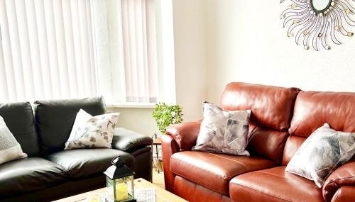 Cosy 3BDR In Levenshulme-Close To Manchester City Centre And Stockport Town- Free Parking- WiFi - Foto 4
