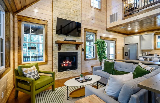 Family-friendly Broken Bow Cabin w spa Game Room - Foto 9