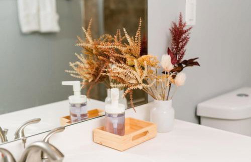 Modern Chic Suite - Amazing Location - GroupStay - Foto 10