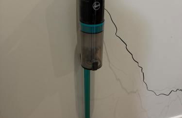 Luxury Super-King Bed Flat in Town Centre - Photo 19