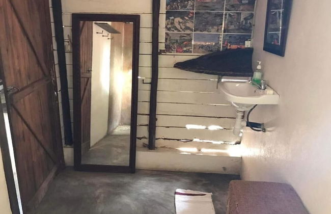 Beachfront Oasis in Mahambo, Madagascar - Chalet Retreat - Foto 6