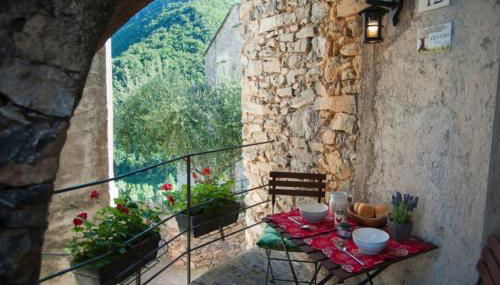 Cassa di Loggia stunning medieval setting - Photo 4