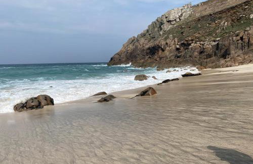 Robins nest, near Sennen Cove, 14 Beaches, Minack - Photo 28