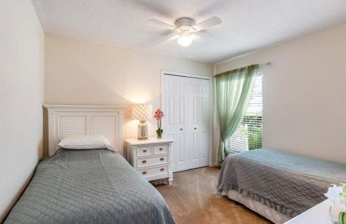 #503 Stunning 4 Bed, 3 bath villa with southwest facing pool and spa - Foto 29