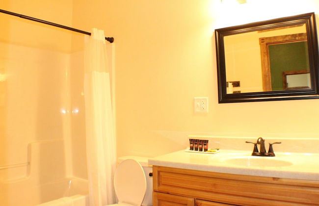 Trailhead Suites - Photo 37