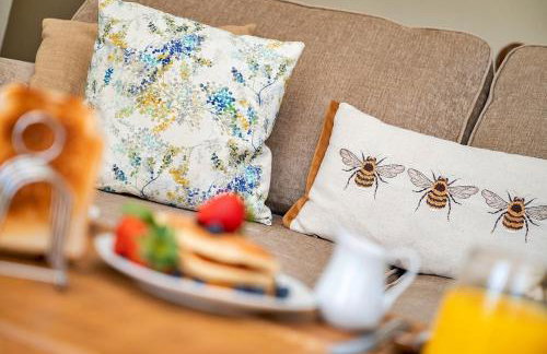 Finest Retreats - Roulston Hall Apt - Photo 6