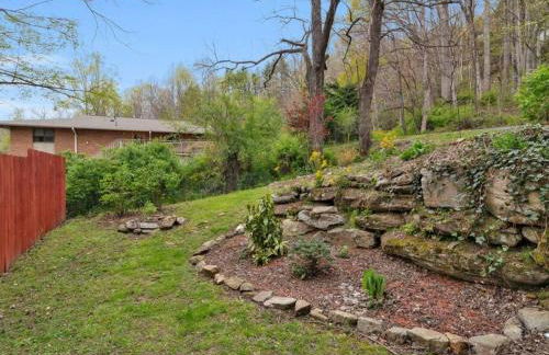Soco Serene Cabin in the Heart of Maggie Valley - Foto 23