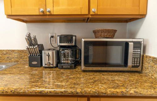 Bright & Cozy Getaway-10min to Downtown LA - Foto 35