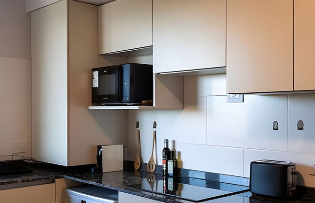 Depto alta gama con cochera y seguridad - Foto 4