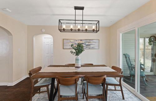 Charming Home in Speedway - Foto 10