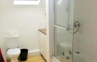 1 Fitzhamon Embankment APARTMENTS opposite Principality Stadium - LONG STAY OFFER - Foto 19