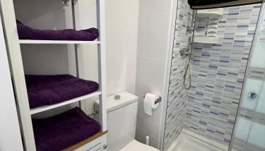 El Prado - Primera Línea Playa Cullera - Photo 2, towels, Shower