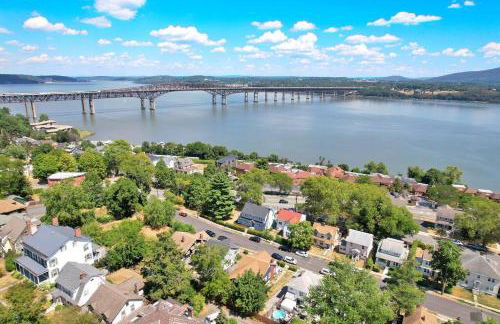 MidCentury Mod Suite, Hudson River/Mt Beacon Views - Foto 4