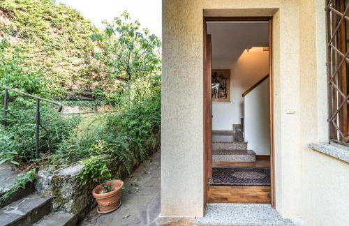 GuestHost - Visogliano Roomy Apt w Terrace near the Station - Foto 22