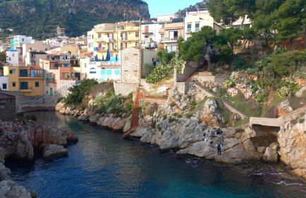 La Terrazza Solarium, in pieno centro 60m dalla stazione ferroviaria 700m dal mare - Foto 19