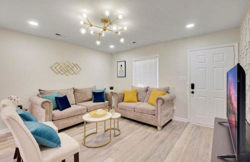 Chic home with king bed in Raleigh - Foto 2