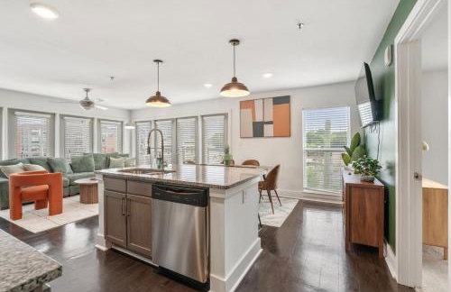 Reynoldstown Lux 2BR, Rooftop Deck, Near Beltline & Downtown, Free Parking - Foto 16