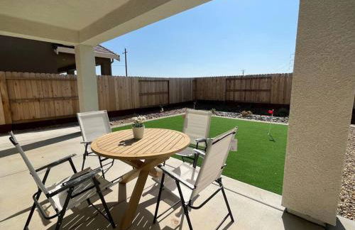 Brand-New, Beautiful & Stylish Home in Sacramento! - Foto 26