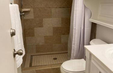 Family Home 5 Beds 3 Baths By Oc - Foto 32