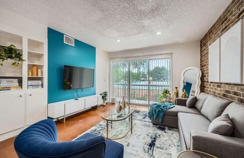 Your 2B Getaway - Steps 2 Dtwn - Sleeps 6 - Pool and Prkg - Foto 19