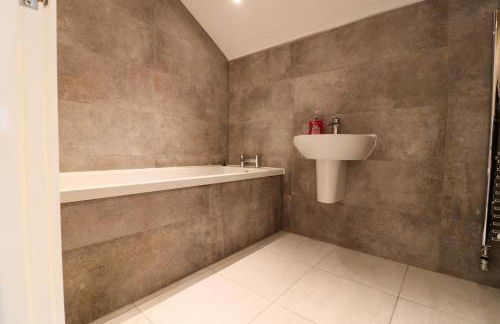 Northumberland Luxury Stays - The Gavel - Photo 45